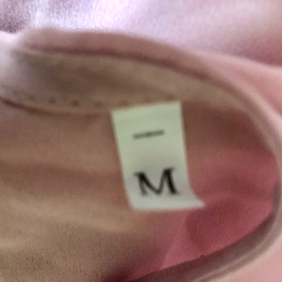 Women’s pink criss cross deep v romper shorts cinched with belt sheer in medium - Picture 5 of 5